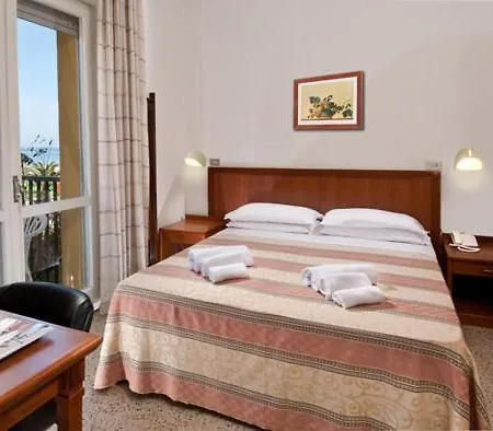 Hotell Tropic - Fronte Mare Riccione