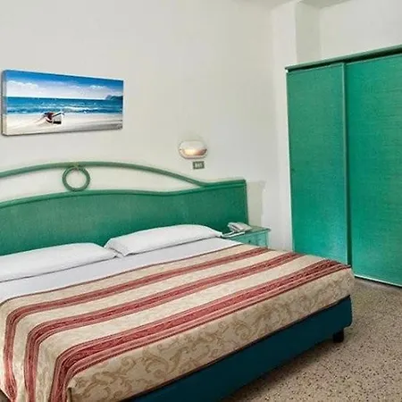 Hotel Tropic - Fronte Mare Riccione